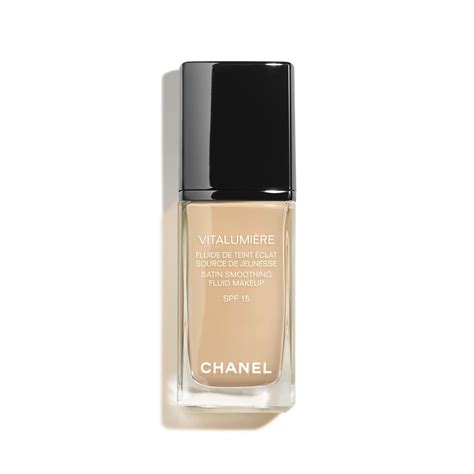 chanel vitalumiere fluide makeup spf 15